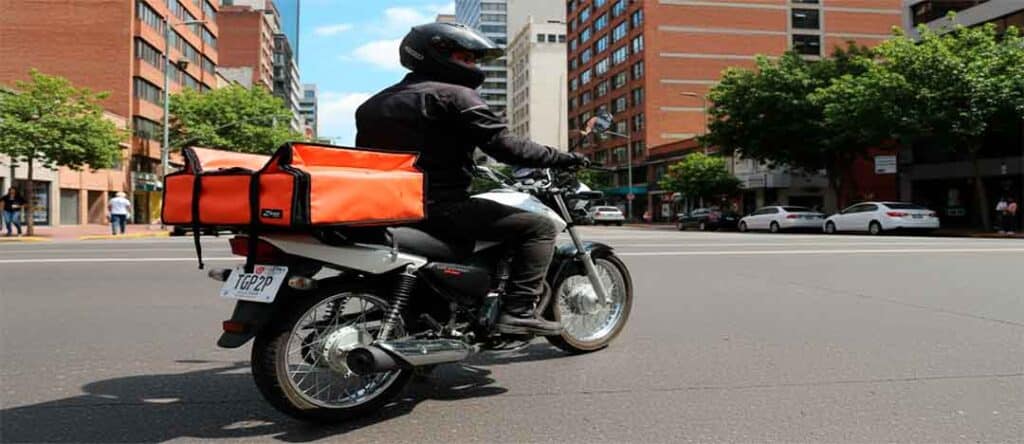 Mochila térmica reparto motocicleta modelo abatible